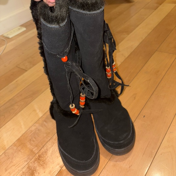 Lace up UGG boots - Picture 9 of 11